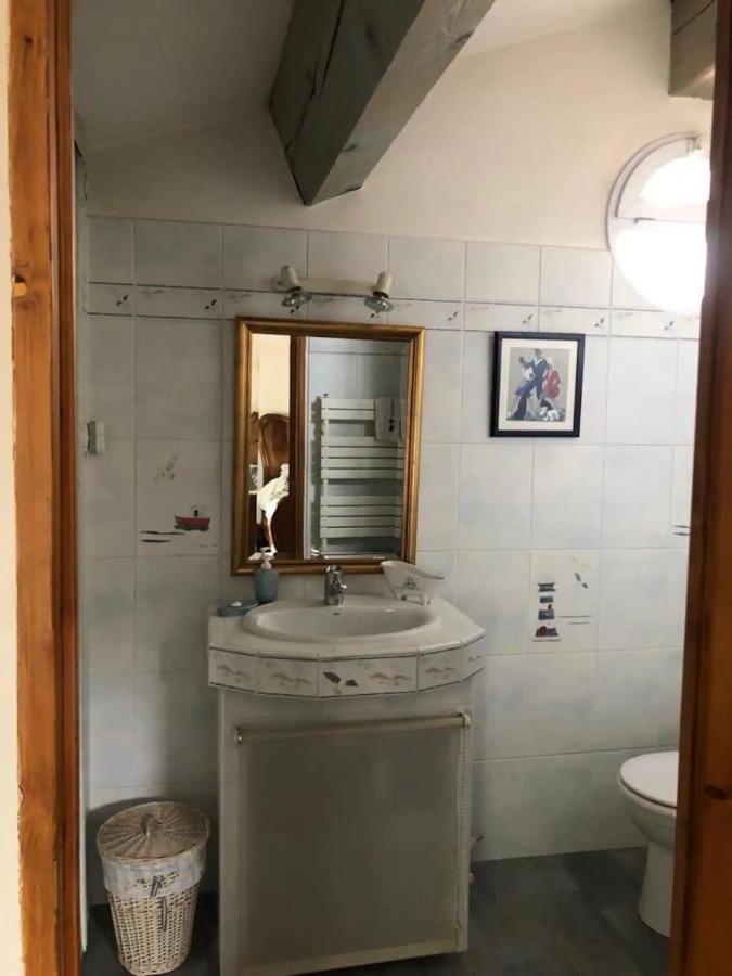 Agreable Chambre D'Hotes Avec Piscine Bed and Breakfast Le Beausset Esterno foto