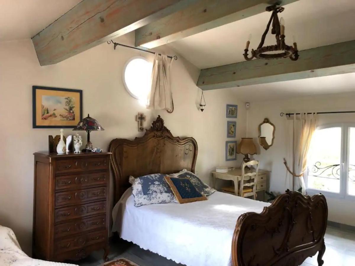 Agreable Chambre D'Hotes Avec Piscine Bed and Breakfast Le Beausset Esterno foto
