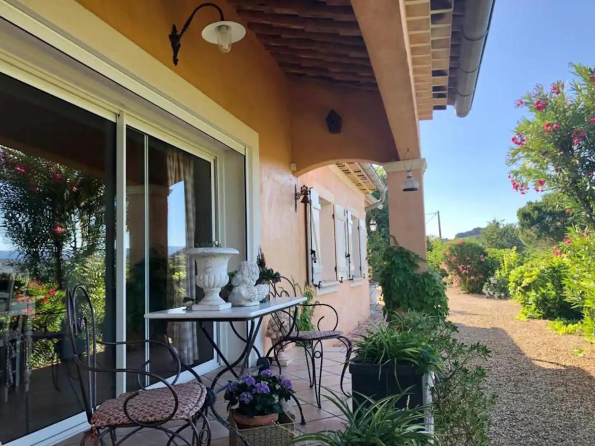 Agreable Chambre D'Hotes Avec Piscine Bed and Breakfast Le Beausset Esterno foto